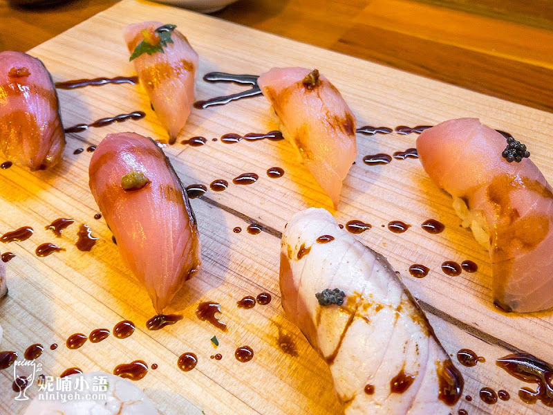 【華山市場美食】合掌村日式料理。怦然心動的爆紅排隊握壽司 【華山市場美食】合掌村日式料理。怦然心動的爆紅排隊握壽司