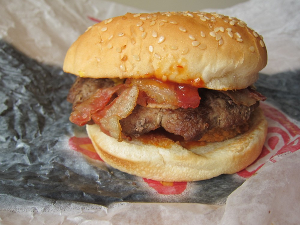 Review: Carl&amp;#39;s Jr. - Western X-Tra Bacon Cheeseburger