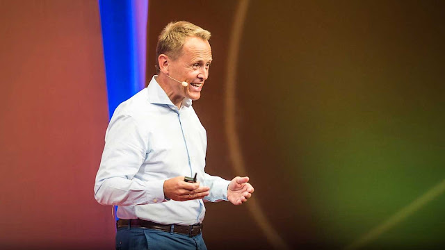 major HR trend & top priority for 2018