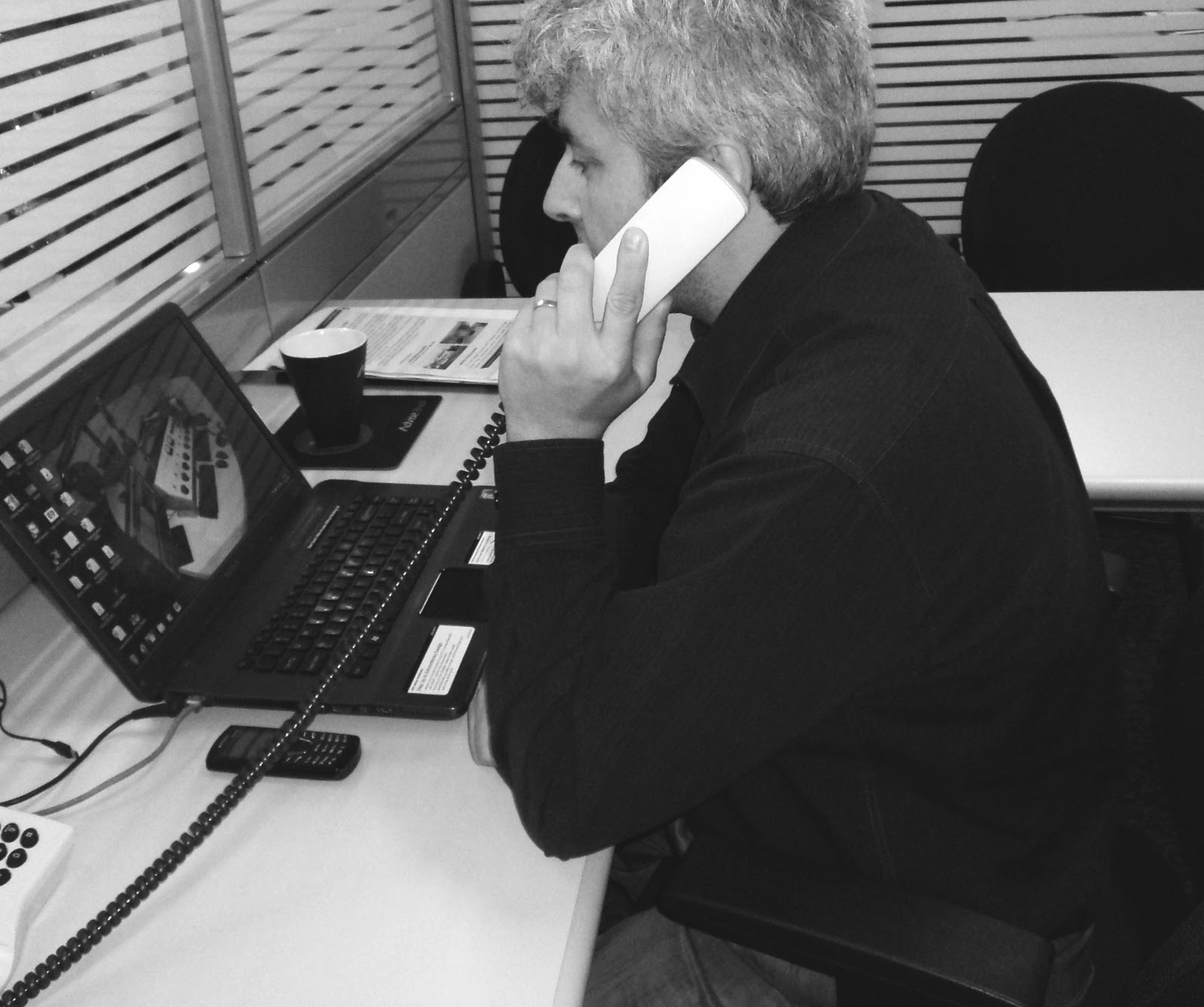 Imagem de dois cães