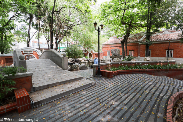台中民俗公園(台灣民俗文物館),全台首座傳統閩南式建築的公園 台中民俗公園(台灣民俗文物館),全台首座傳統閩南式建築的公園