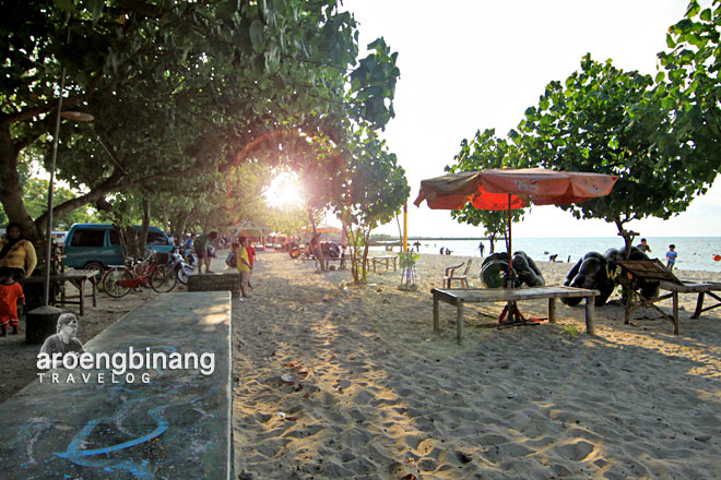 pantai delegan gresik