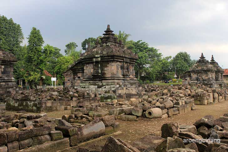 candi plaosan kidul klaten