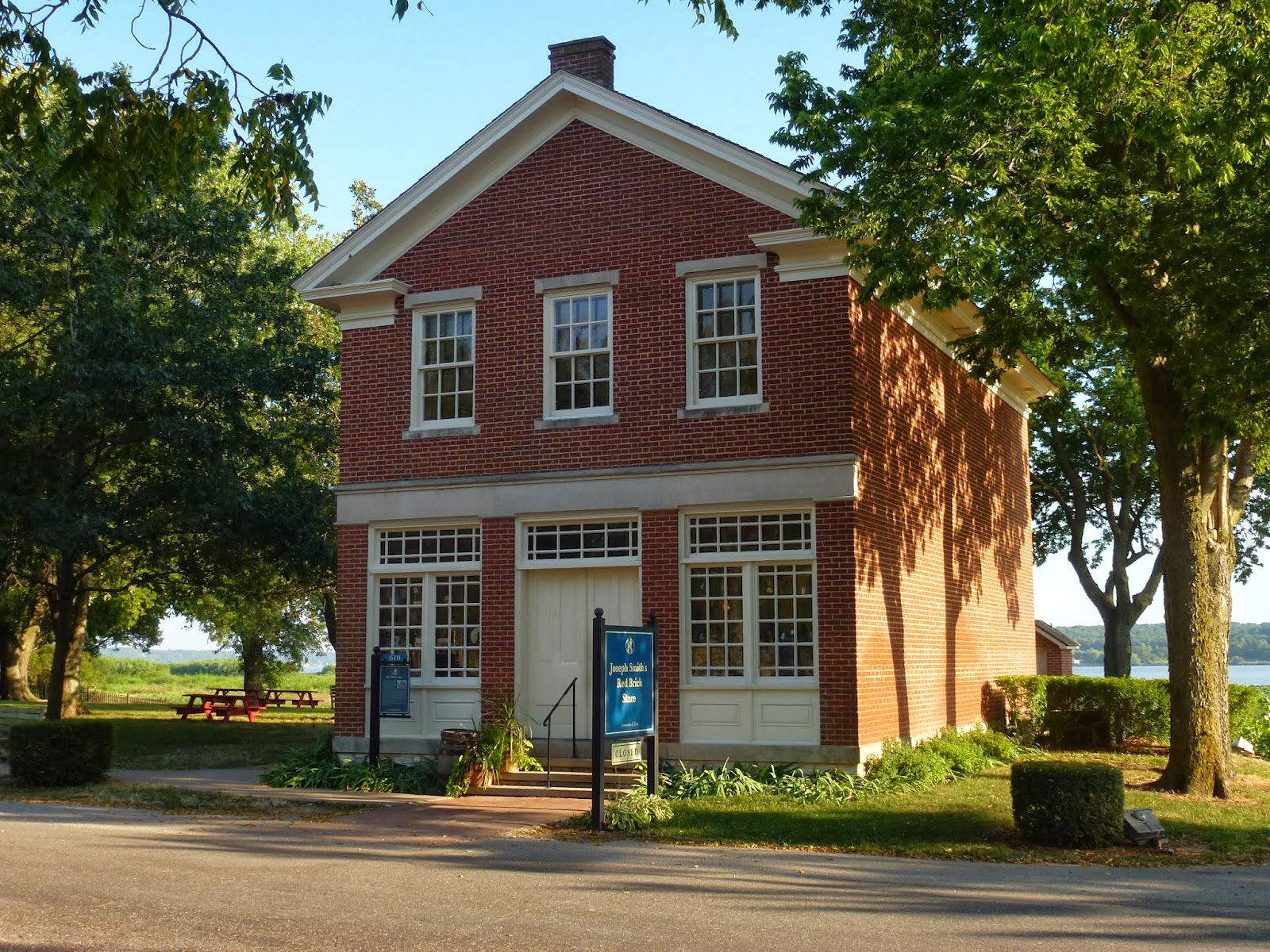 Serving in Nauvoo Joseph Smith properties