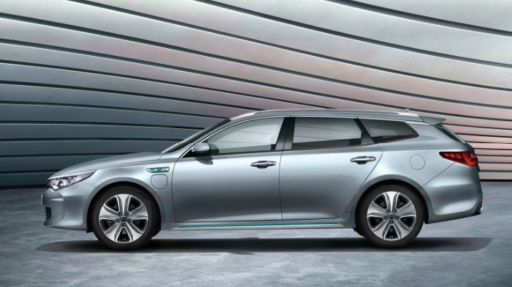 Kia Optima Hybrid Review Car And Driver Kia Optima Hybrid Review Car And Driver