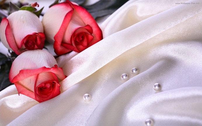 5 Hal yang Dipikirkan Banyak Perempuan Tentang Malam Pertama 5 Hal yang Dipikirkan Banyak Perempuan Tentang Malam Pertama