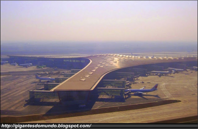Aeroporto Internacional de Pequim - maior aeroporto do mundo