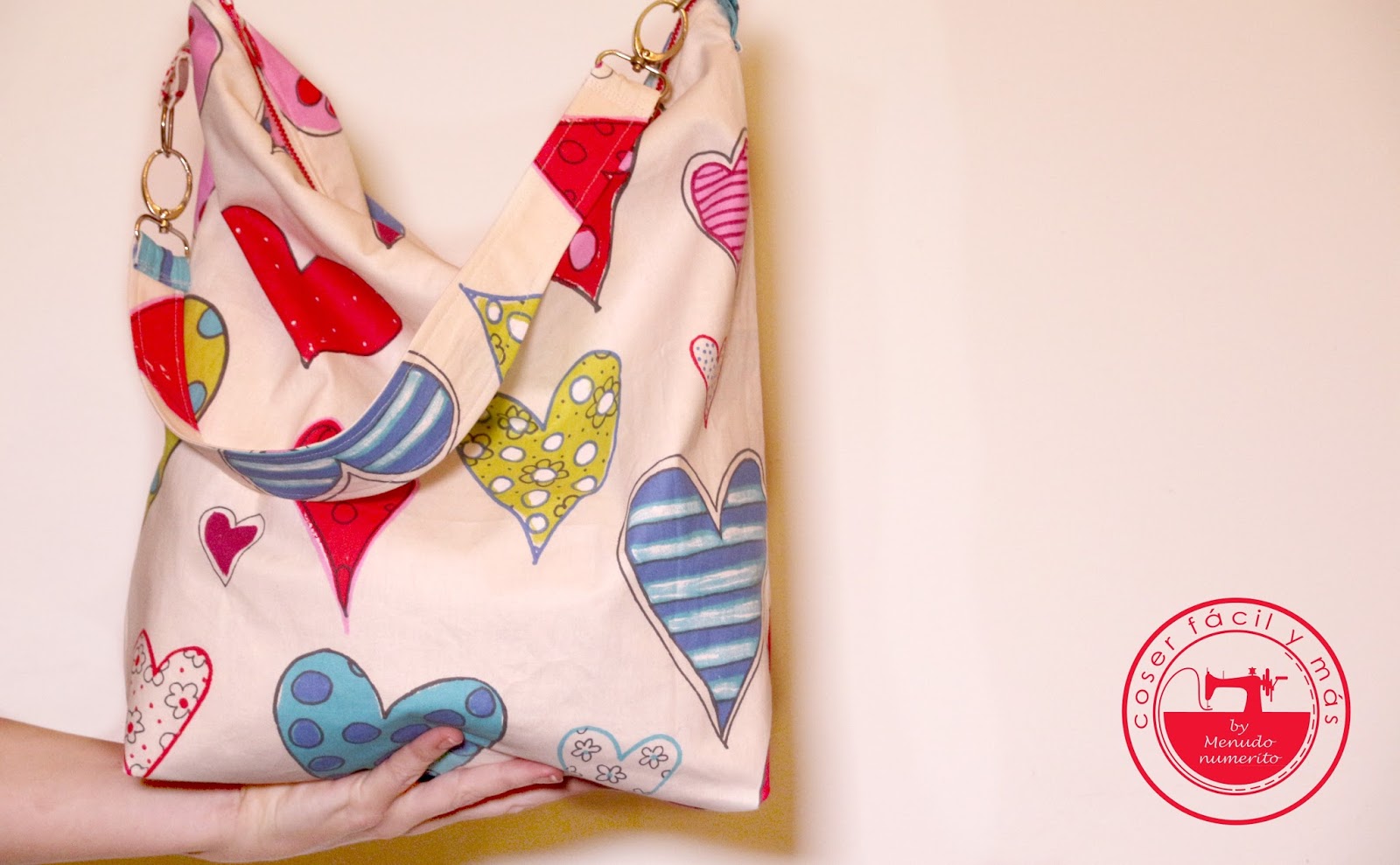 Bolso Cecilia, un tote con cierre, muy fácil El blog de Coser fácil y más by Menudo numerito Bolso Cecilia, un tote con cierre, muy fácil El blog de Coser fácil y más by Menudo numerito