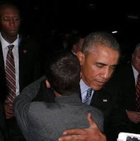 Obama hugs Ahmed the bomb clock maker