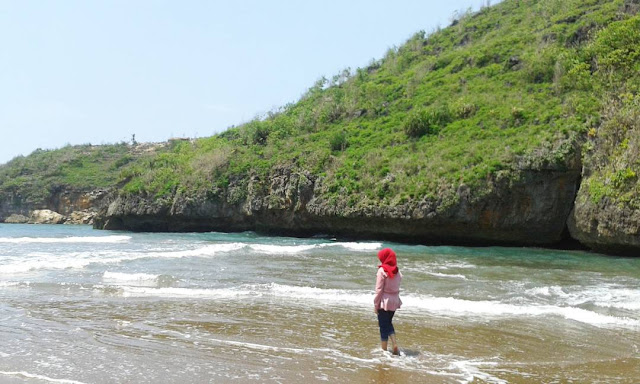 pemandangan pantai baron foto pemandangan pantai baron jogja