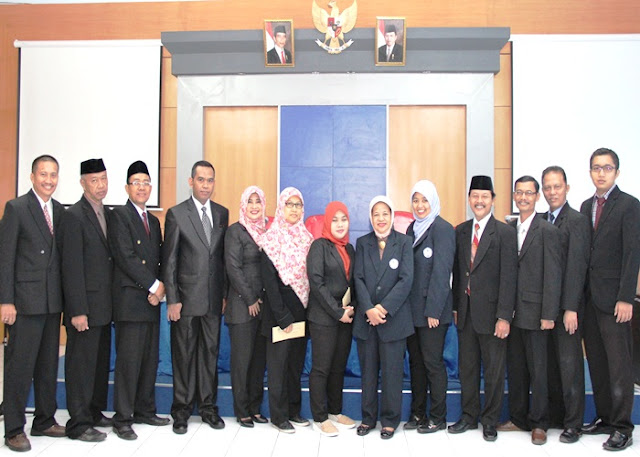 Rektor  Lantik Ketua LPPM dan Tim Percepatan Pengembangan UNIBA SURAKARTA