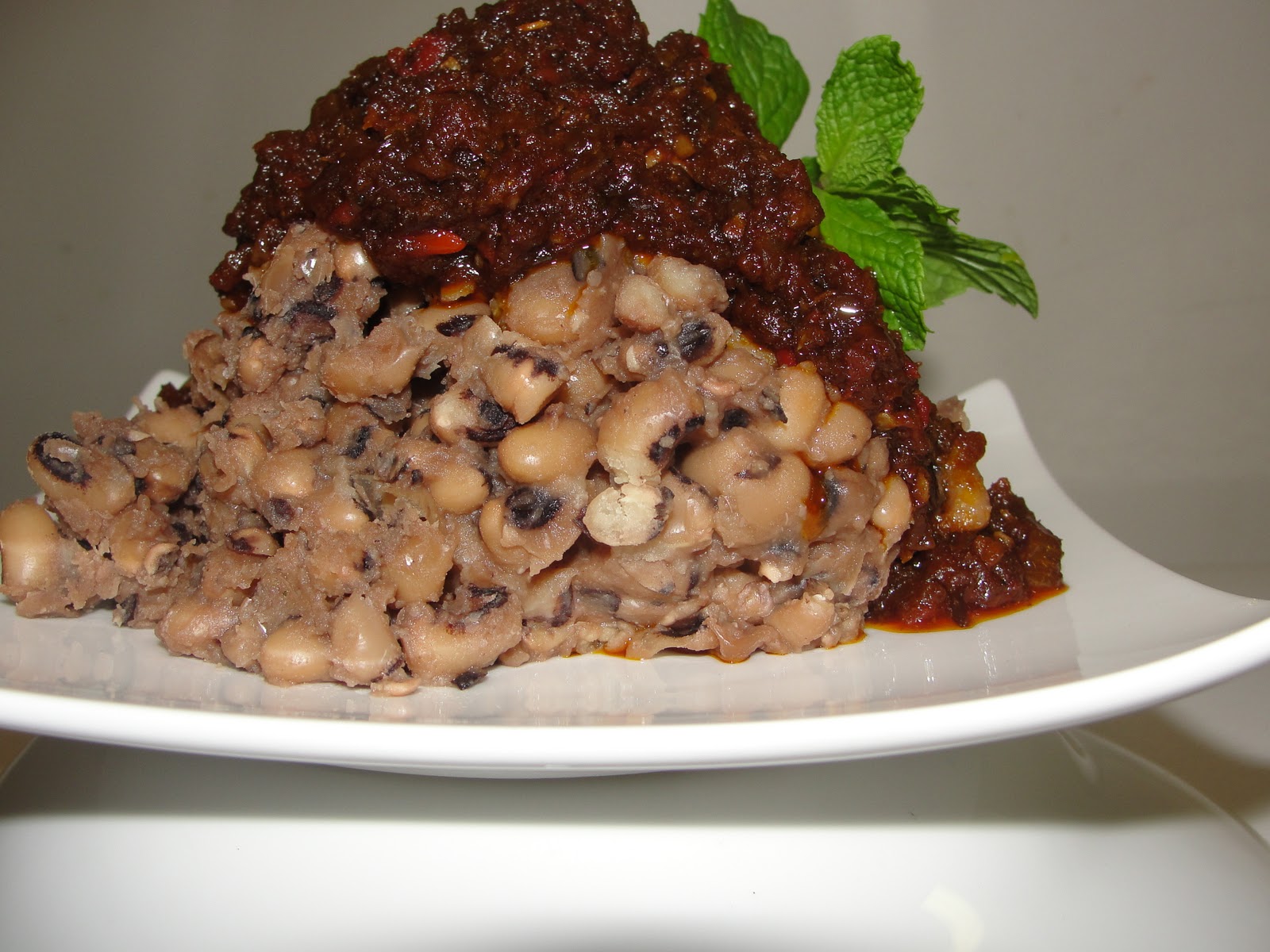 authentic-nigerian-ewa-agoyin-recipe