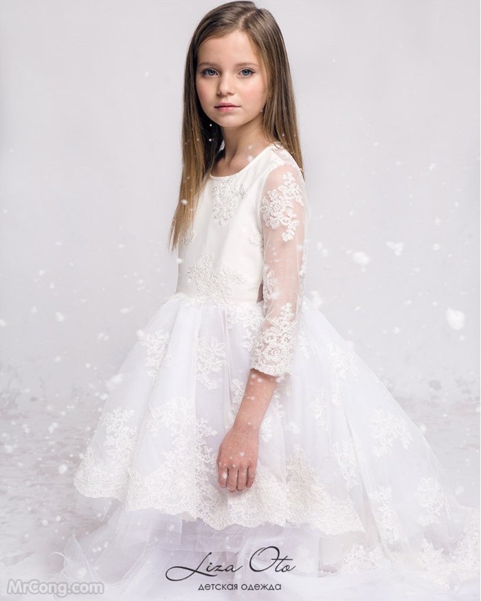 Alisa Kozhikina - Child singer with an angelic-looking face (145 pictures)