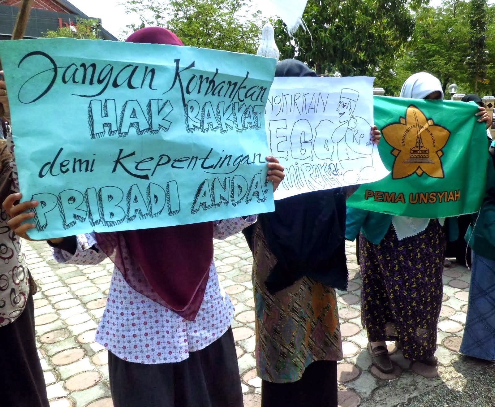 Mengorbankan Hak Adalah Satu Jihad ~ Mustaqimah