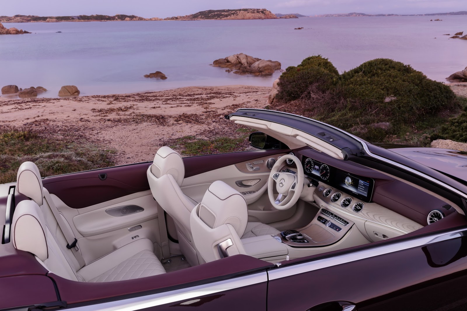 2018-Mercedes-E-Class-Convertible-63.jpg