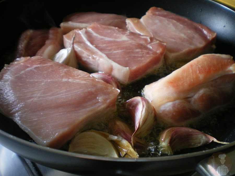 Dorar junto a los ajos