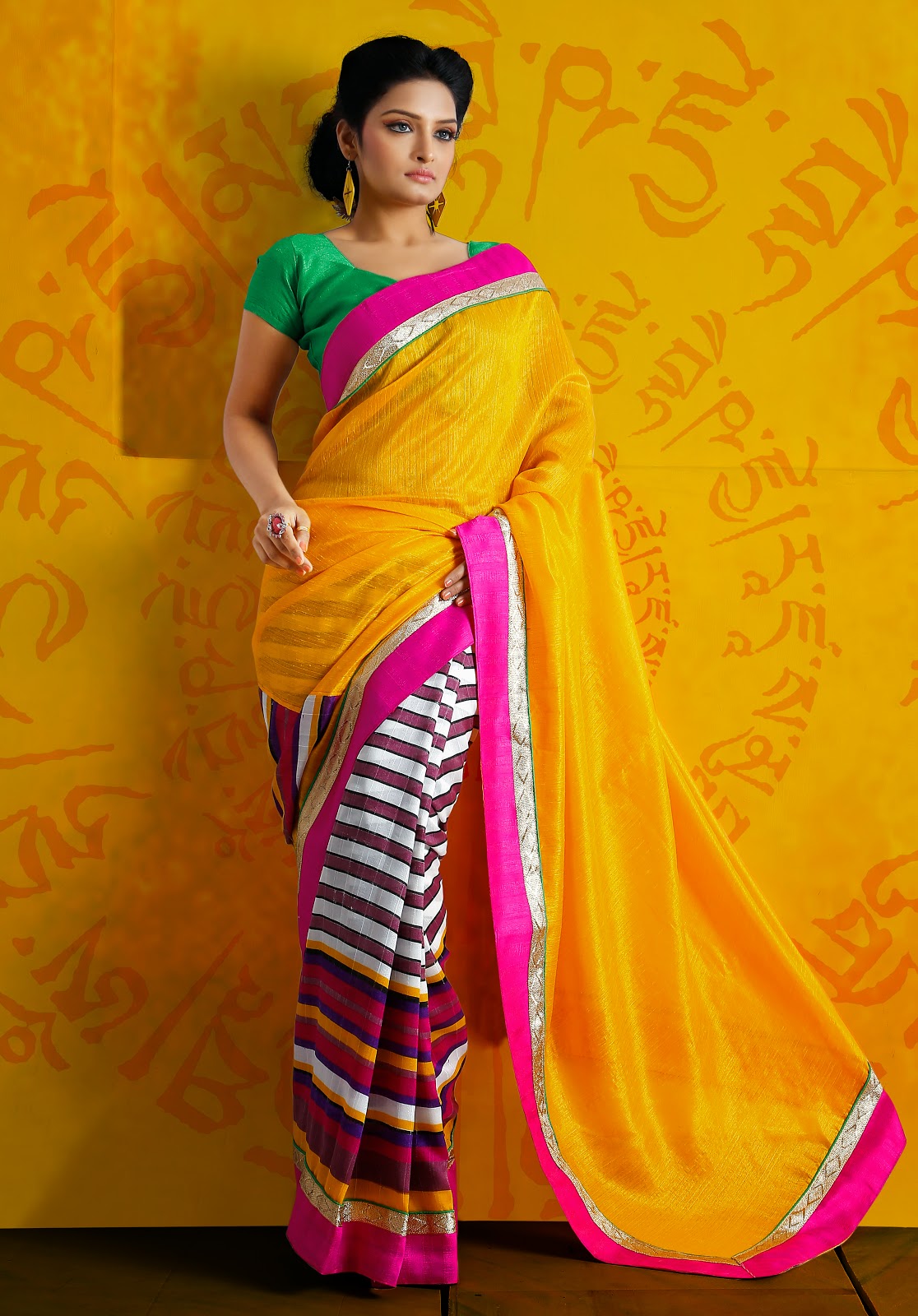 Designer Sarees Online,Anarkali Suits Online,Indian Kurtis Online