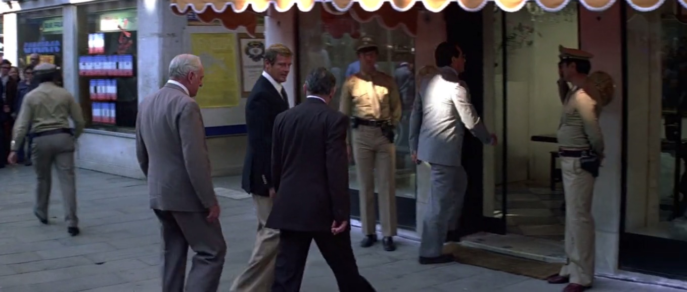 James Bond Locations Venini Glass Venice