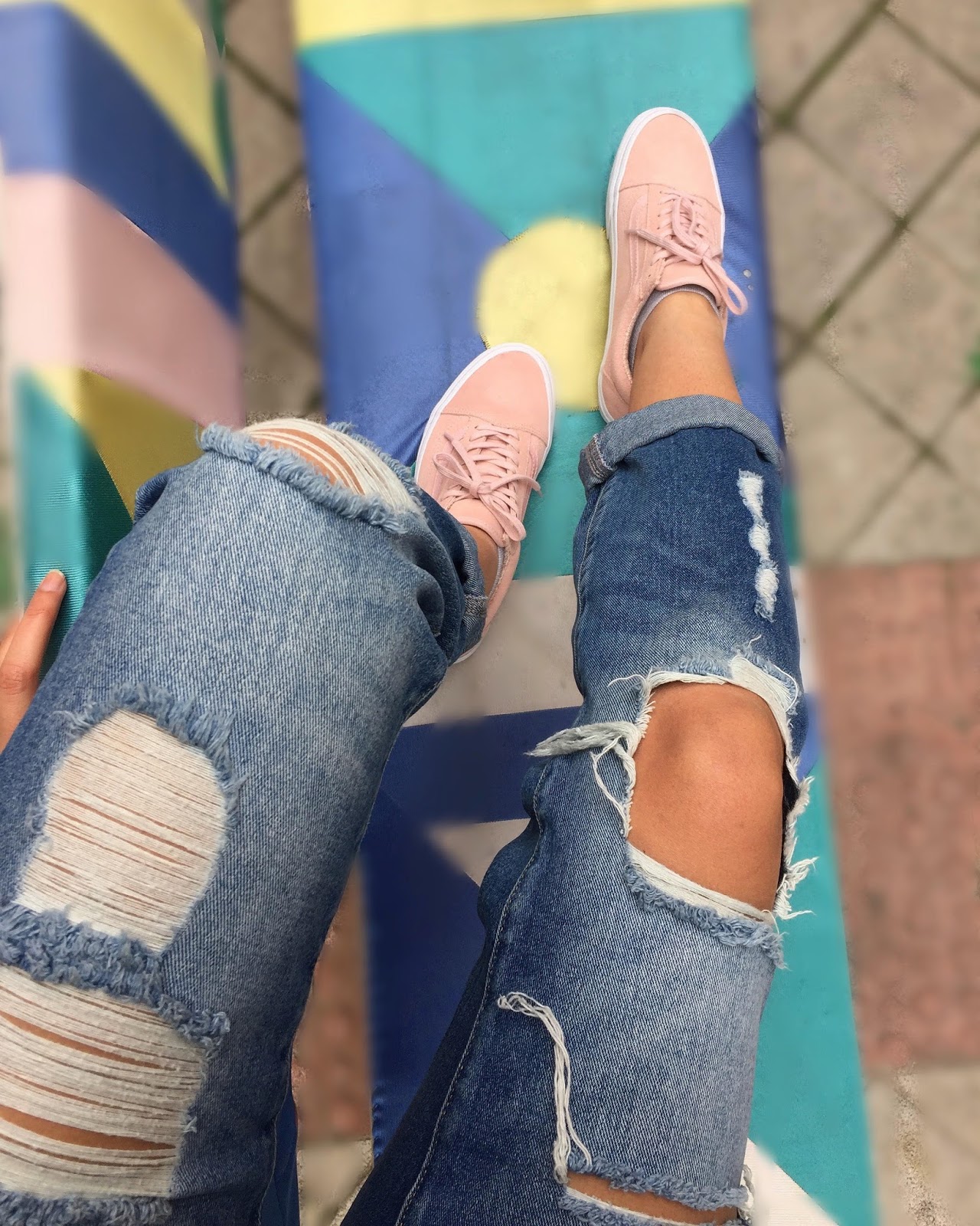 outfit con vans rosas