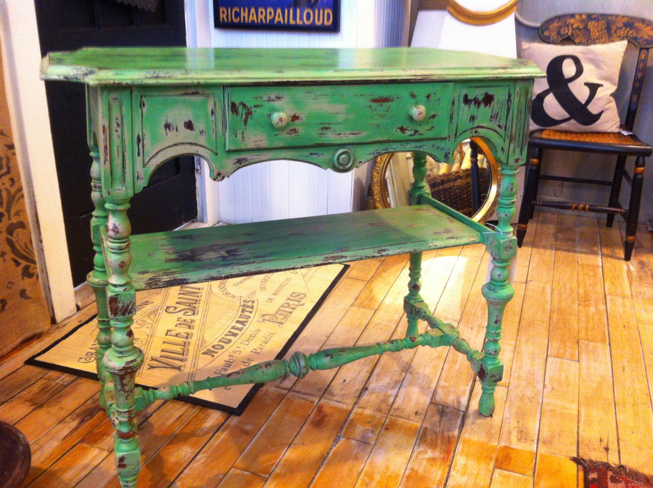 Maison Decor How far does a sample size of Chalk Paint® go? and other