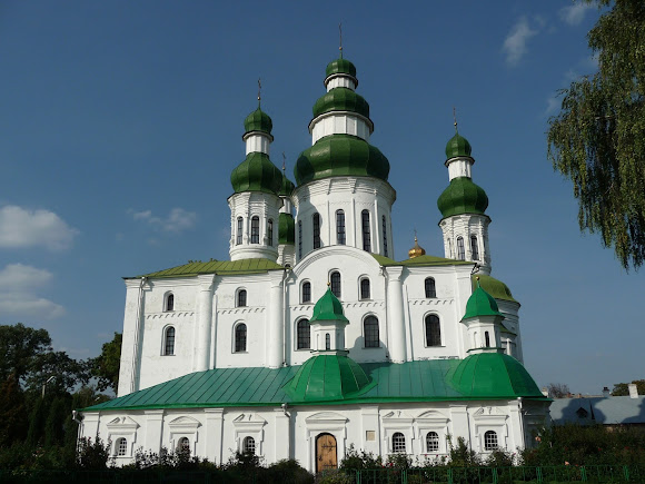 Чернігів. Єлецький монастир. Успенський собор і церква Лизогуба (Церква Якова) XVII ст. Чернігів. Єлецький монастир. Успенський собор і церква Лизогуба (Церква Якова) XVII ст.