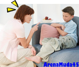 6 Kesalahan Orang Tua Dalam Mendidik Anak | ArenaMuda45