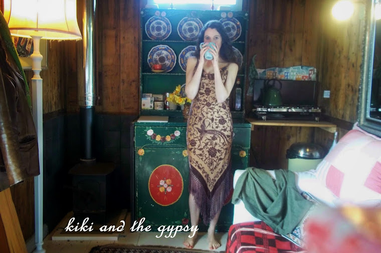 Kiki and the Gypsy