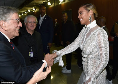 tony bennet and beyonce at grammys