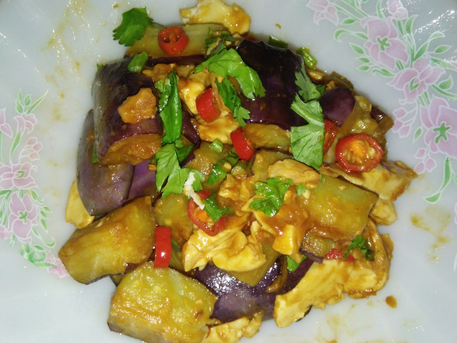 Cooking Pleasure FRIED EGGPLANTS WITH SALTED EGGS