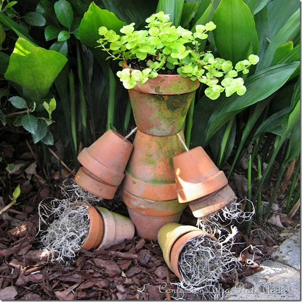 CONFESSIONS OF A PLATE ADDICT: Tutorial: A Rustic Flower Pot Man for Your  Garden