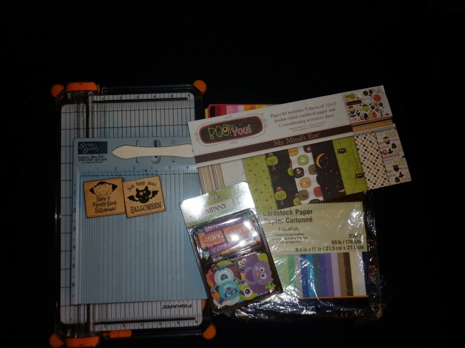 from-a-male-point-of-view-halloween-series-1-3x3-note-cards-and-box