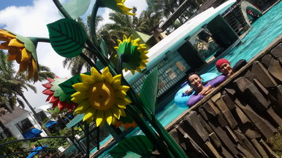 kolam renang klub bunga, fasilitas klub bunga, hotel di batu, perpustakaan klub bunga, hotel klub bunga, pengalaman klub bunga, tarif hotel klub bunga, rute klub bunga, jacuzzi klub bunga, kolam renang klub bunga, alamat klub bunga, catur raksasa klub bunga, gunung panderman
