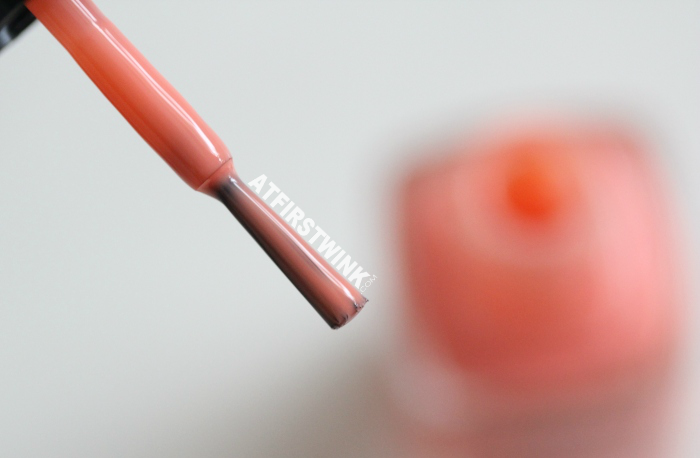 Make-up Studio nail polish brush