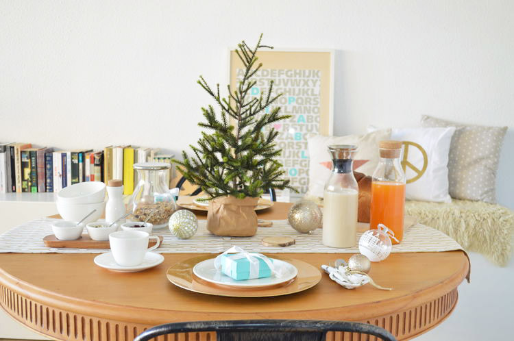 casa-tres-christmas-breakfast-decoracion-mesa-navidad-villeroyboch