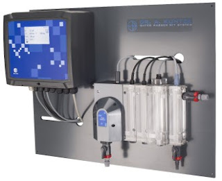Fluid analyzer for Free Chlorine, Chlorine Dioxide, Ozone and Hydrogen Peroxide