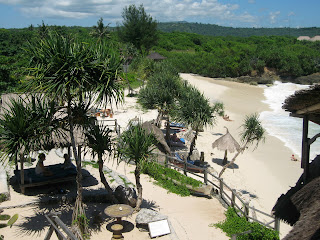 lembongan beach 