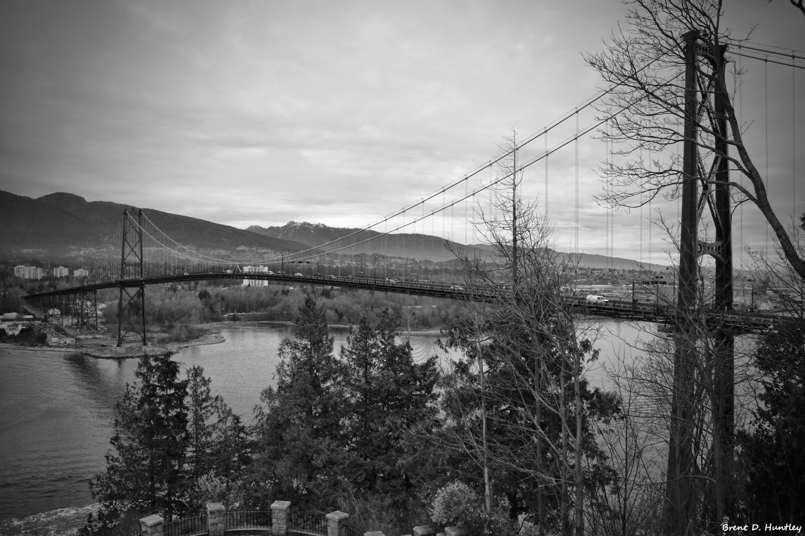 Travel & Landscape Photography: Lion's Gate Bridge from Prospect Point
