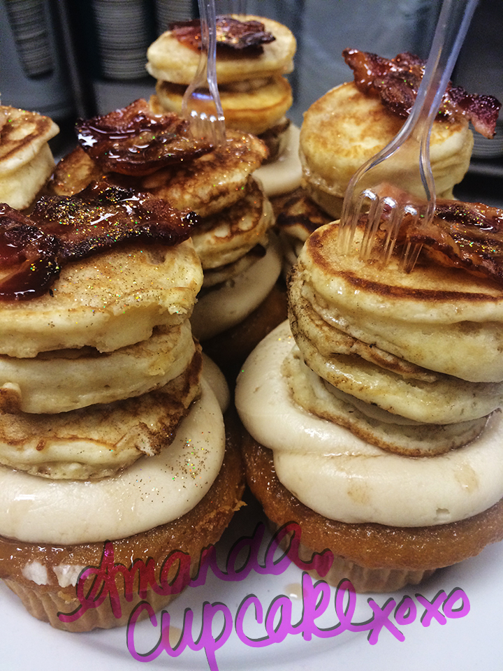 .Amanda Cupcake. Sweet Dreamer ♥ Pancake Bacon Breakfast Cupcakes for