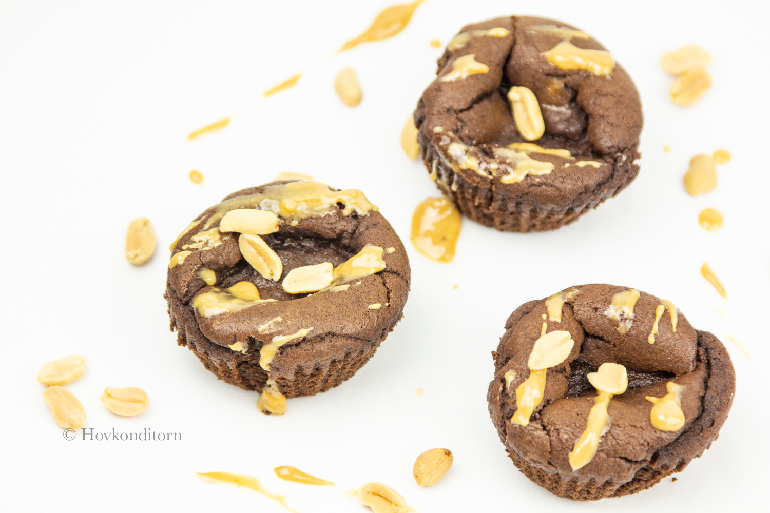 Chocolate Peanut Butter Cheesecake Muffins