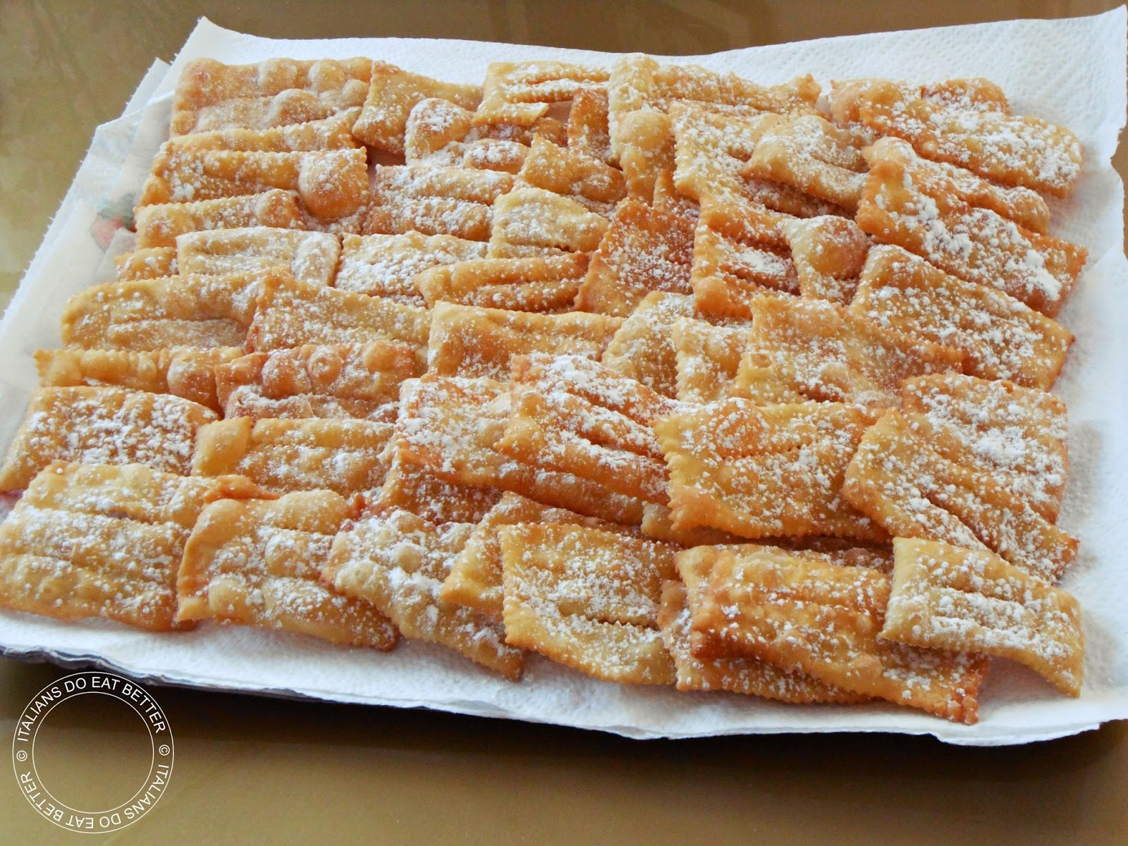 CHIACCHIERE AL FORNO ITALIANS DO EAT BETTER