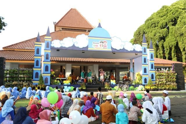 Festival Anak Yatim Banyuwangi 2014.