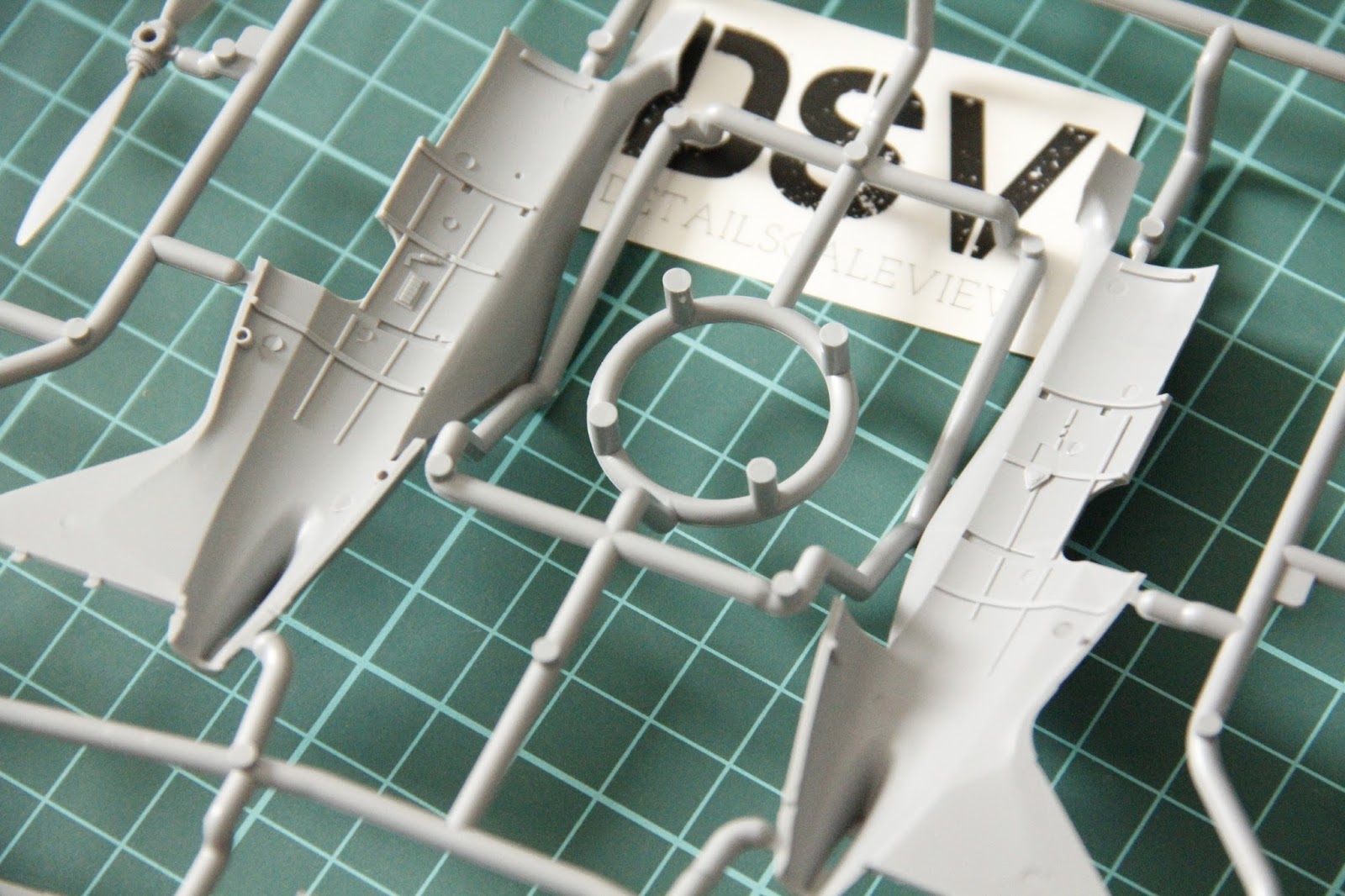 Échelle De Modélisme ICM 48081 - 8x8x35 Mm, Pour Dioramas Et Maquettes Militaires