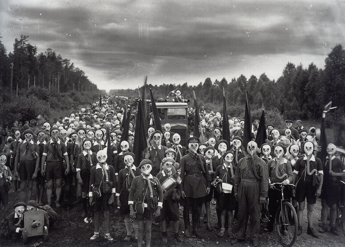 children-in-gas-masks.jpg