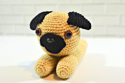 amigurumi pug dog crochet pattern