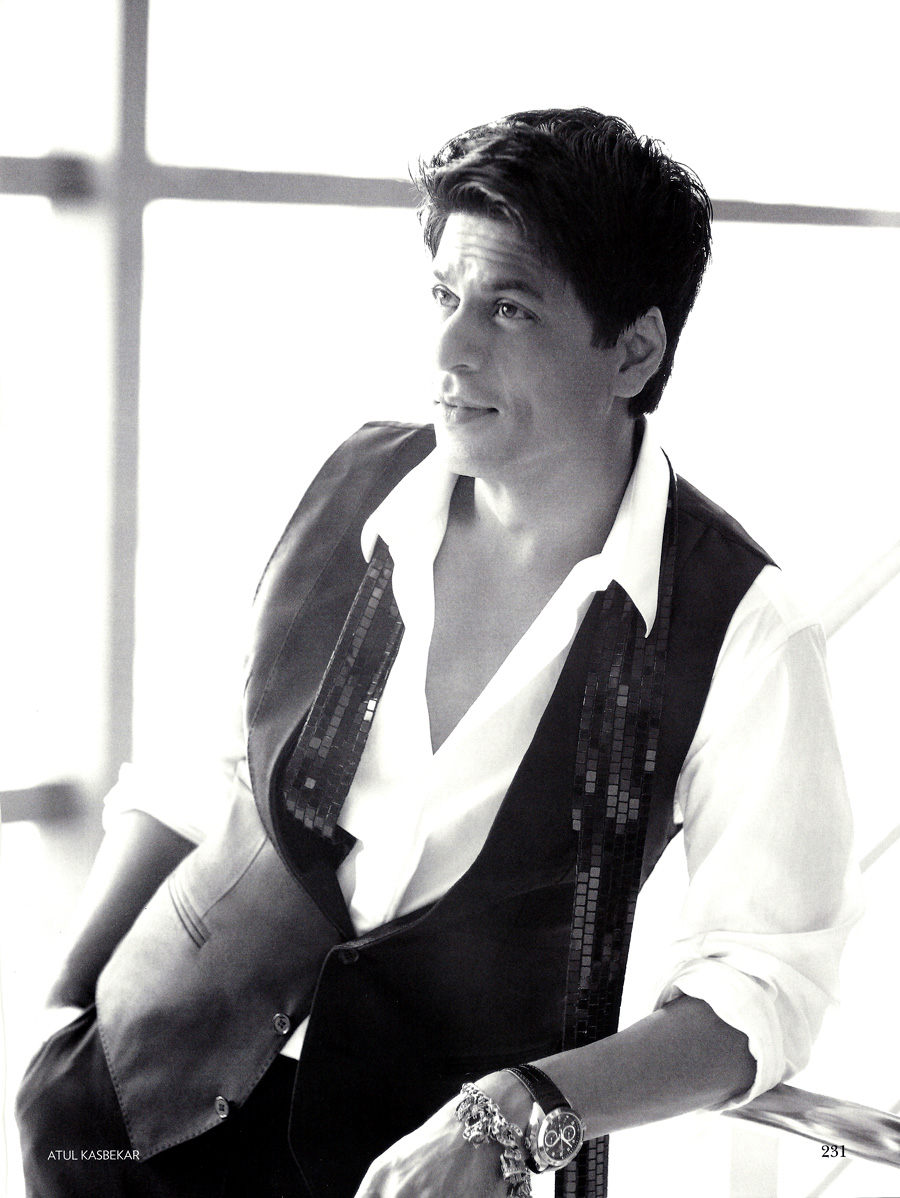 Srk Fanatik Indo: Shahrukh Khan & Kajol @ Vogue Oktober 2009