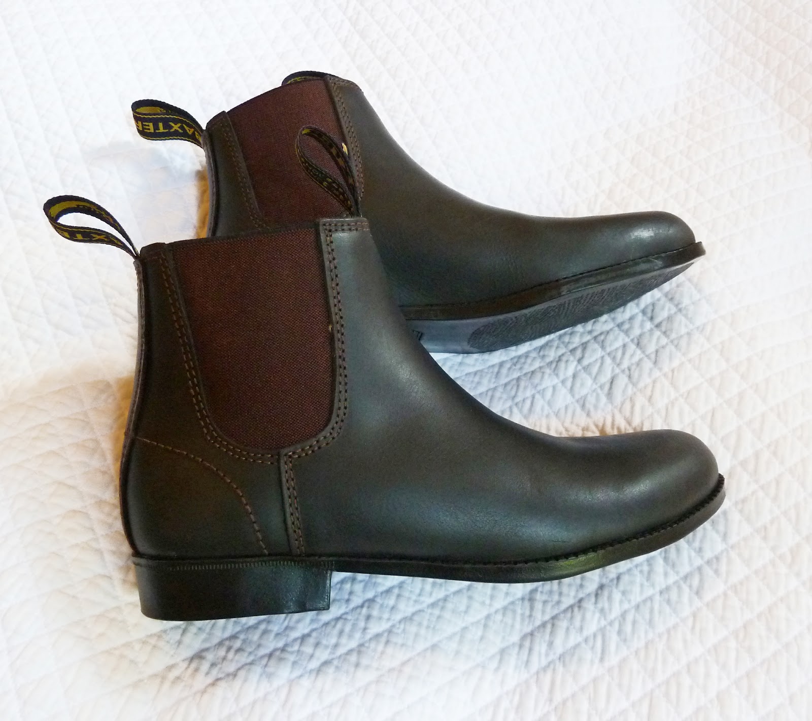 similar to blundstone