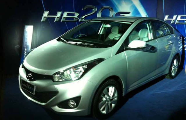 novo Hyundai HB20 S Sedã - prata