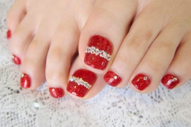 25 MANICURE AND PEDICURE DESIGNS THAT WILL TAKE YOUR BREATH AWAY ...