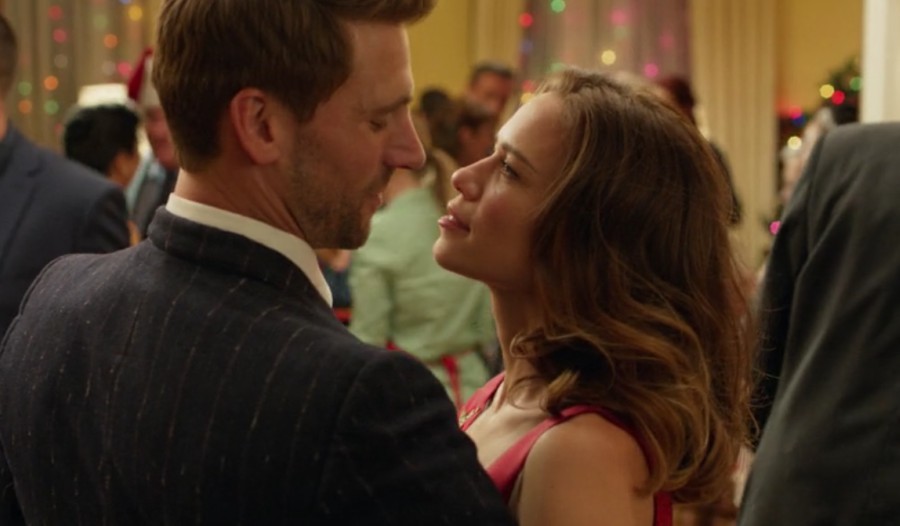 Snowed Inn Christmas (2017) Cute and Witty Lifetime Romance Finding