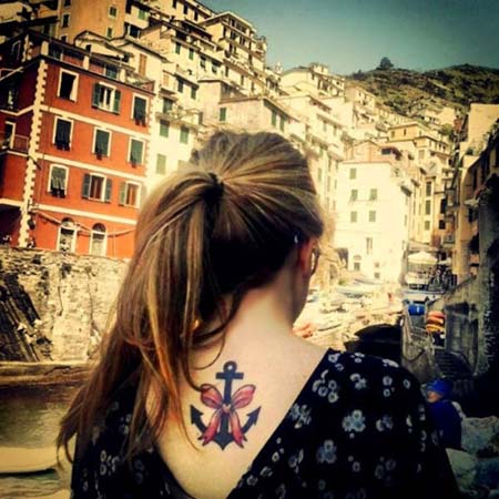 Tatuagens de âncoras para as mulheres Tatuagens de âncoras para as mulheres